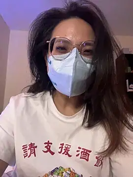 yourbootygirl online show from 6, 2, 2026