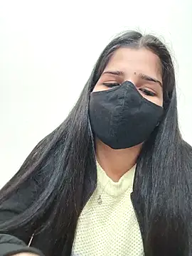 Snapshot of aaliya_bhattt chatting on 31, 12, 2024 aaliya bhattt online show from 31, 12, 2024