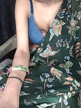 Snapshot of baby_soni78690 chatting on 12, 11, 2025 baby soni78690 online show from 12, 11, 2025