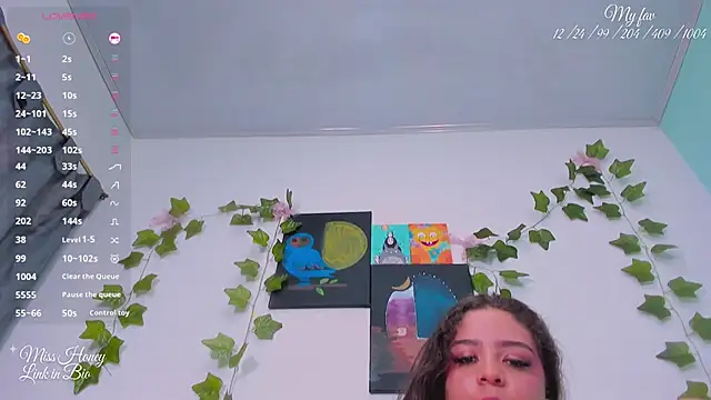 Snapshot of Mxss_Honey chatting on 31, 10, 2025 Mxss Honey online show from 31, 10, 2025