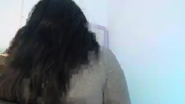 lily jamesx online show from 16, 1, 2026