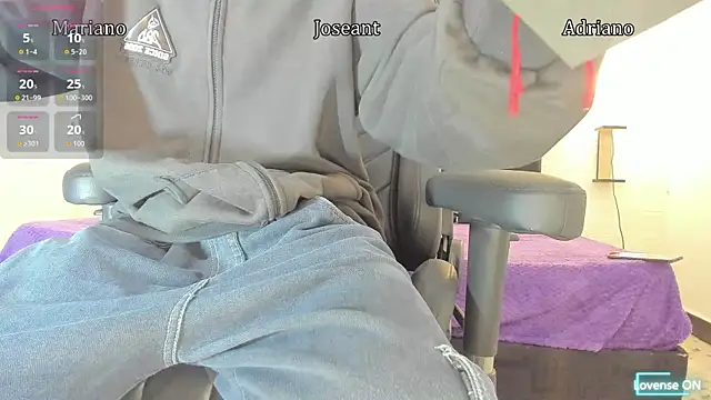 Snapshot of nakedfoam1 chatting on 19, 9, 2025 nakedfoam1 online show from 19, 9, 2025