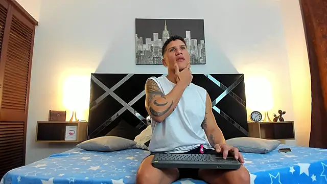 nakedfoam1 online show from 14, 4, 2026