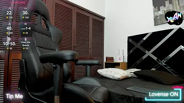 nakedfoam1 online show from 27, 4, 2026