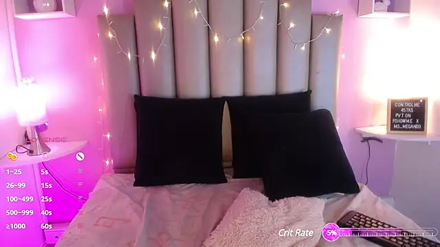 MeghanBurn online show from 28, 2, 2025