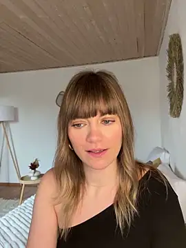 Milla  one online show from 30, 1, 2025