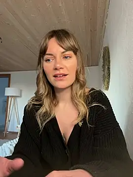 Milla  one online show from 18, 2, 2025