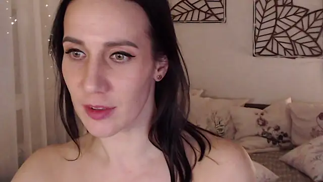 Snapshot of pepper_milf chatting on 10, 2, 2025 pepper milf online show from 10, 2, 2025