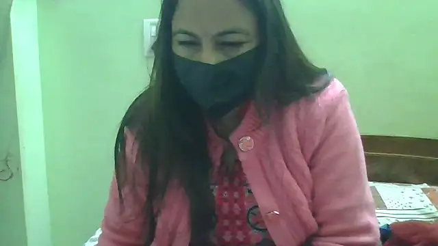 Snapshot of couplesuni chatting on 27, 12, 2024 couplesuni online show from 27, 12, 2024