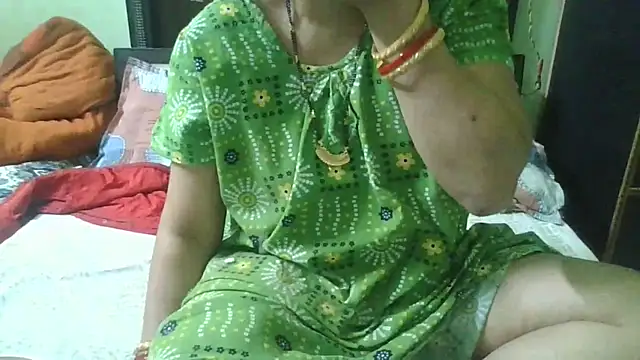 Snapshot of couplesuni chatting on 26, 10, 2025 couplesuni online show from 26, 10, 2025