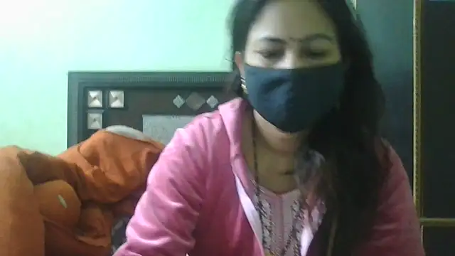 Snapshot of couplesuni chatting on 28, 11, 2025 couplesuni online show from 28, 11, 2025