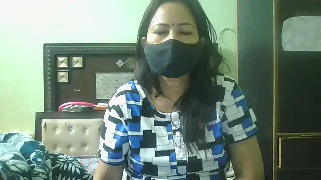 Snapshot of couplesuni chatting on 21, 4, 2026 couplesuni online show from 21, 4, 2026