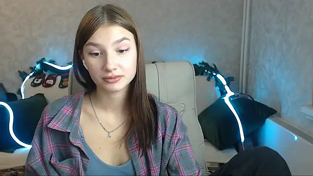 AnaHoney online show from 13, 12, 2024