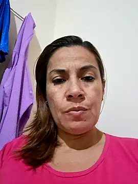 Snapshot of Zaralu_ chatting on 7, 3, 2025 Zaralu online show from 7, 3, 2025