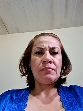 Snapshot of Zaralu_ chatting on 19, 11, 2025 Zaralu online show from 19, 11, 2025