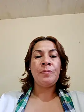 Snapshot of Zaralu_ chatting on 16, 12, 2025 Zaralu online show from 16, 12, 2025