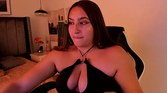 Snapshot of Alaia_Cute chatting on 29, 12, 2024 Alaia Cute online show from 29, 12, 2024