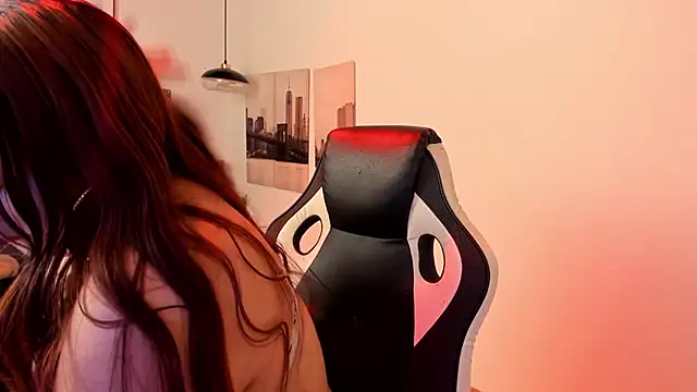 Snapshot of Alaia_Cute chatting on 28, 2, 2025 Alaia Cute online show from 28, 2, 2025