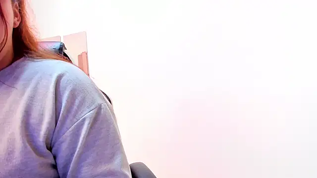 Snapshot of Alaia_Cute chatting on 10, 3, 2025 Alaia Cute online show from 10, 3, 2025