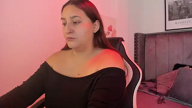 Snapshot of Alaia_Cute chatting on 24, 9, 2025 Alaia Cute online show from 24, 9, 2025