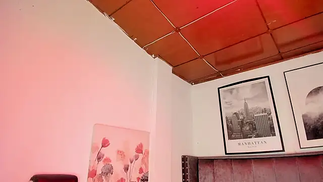 Snapshot of Alaia_Cute chatting on 18, 11, 2025 Alaia Cute online show from 18, 11, 2025