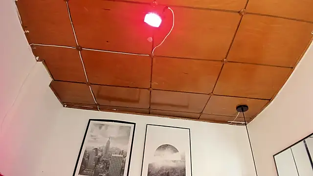 Snapshot of Alaia_Cute chatting on 1, 12, 2025 Alaia Cute online show from 1, 12, 2025