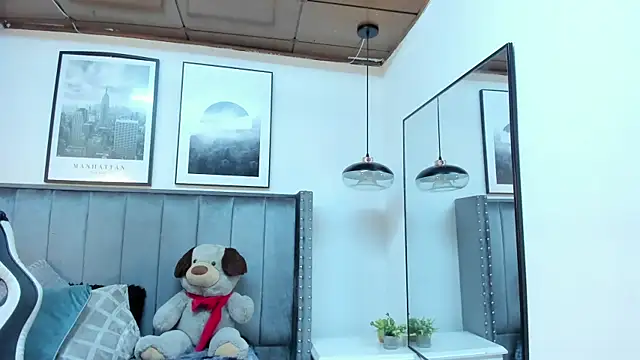 Snapshot of Alaia_Cute chatting on 2, 12, 2025 Alaia Cute online show from 2, 12, 2025