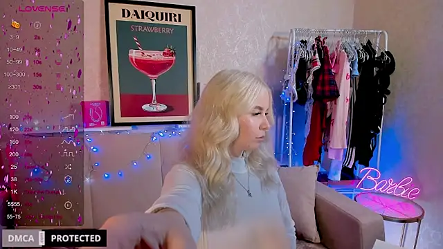 Snapshot of Tasty_booty chatting on 7, 11, 2025 Tasty booty online show from 7, 11, 2025