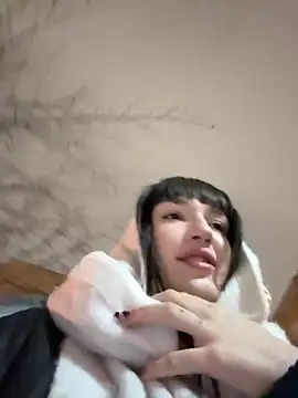 Sophie Avory online show from 18, 2, 2025