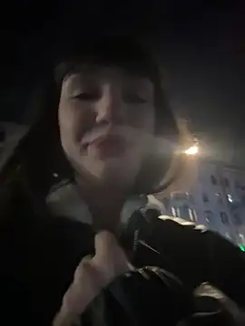 Sophie Avory online show from 5, 3, 2025