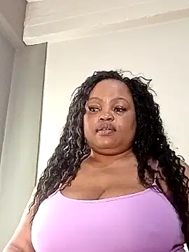 Snapshot of hugemelonsxxx chatting on 22, 10, 2025 hugemelonsxxx online show from 22, 10, 2025