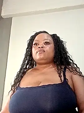 Snapshot of hugemelonsxxx chatting on 28, 10, 2025 hugemelonsxxx online show from 28, 10, 2025