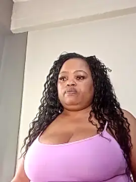 Snapshot of hugemelonsxxx chatting on 2, 11, 2025 hugemelonsxxx online show from 2, 11, 2025