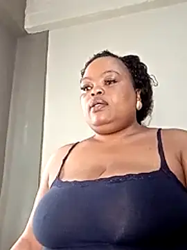 Snapshot of hugemelonsxxx chatting on 9, 11, 2025 hugemelonsxxx online show from 9, 11, 2025