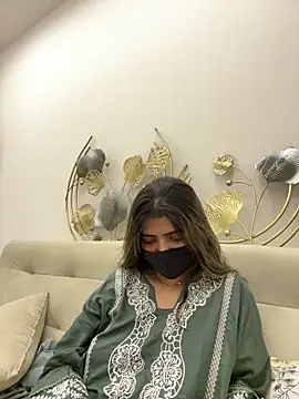 MaYaa  11 online show from 19, 4, 2026