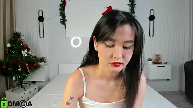 Snapshot of Lola_Peach chatting on 22, 1, 2025 Lola Peach online show from 22, 1, 2025