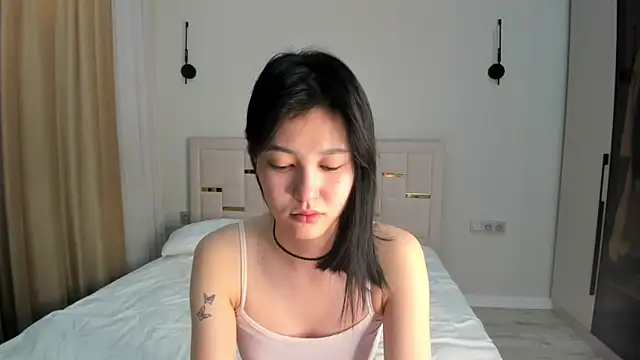 Snapshot of Lola_Peach chatting on 21, 2, 2026 Lola Peach online show from 21, 2, 2026