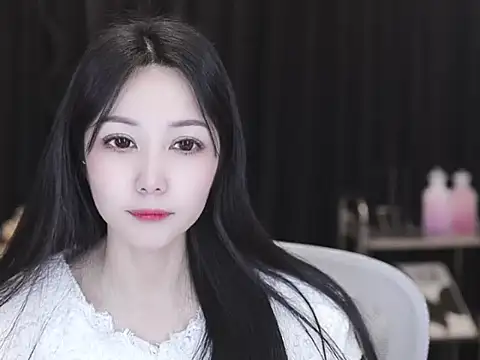 Nuyoah-77 online show from 6, 2, 2026