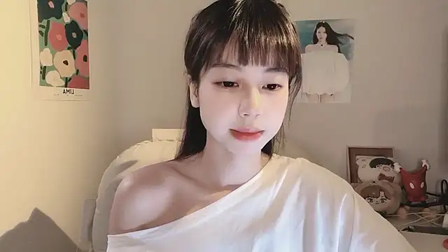 -Hottie online show from 10, 9, 2025