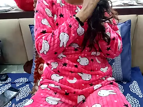 Snapshot of GoldnessAishu chatting on 10, 1, 2025 GoldnessAishu online show from 10, 1, 2025