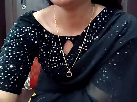 Snapshot of GoldnessAishu chatting on 16, 1, 2025 GoldnessAishu online show from 16, 1, 2025