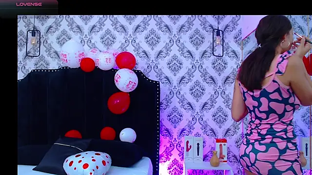 Snapshot of SaaraBrown chatting on 16, 2, 2025 SaaraBrown online show from 16, 2, 2025