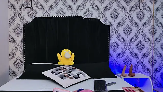 Snapshot of SaaraBrown chatting on 24, 9, 2025 SaaraBrown online show from 24, 9, 2025