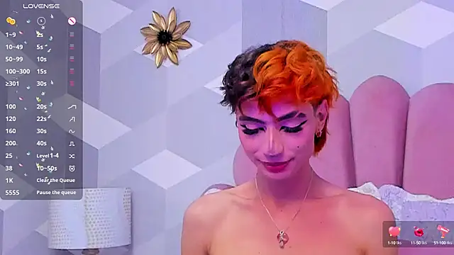 Snapshot of KylieMonnett chatting on 9, 1, 2025 KylieMonnett online show from 9, 1, 2025