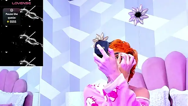 Snapshot of KylieMonnett chatting on 5, 2, 2025 KylieMonnett online show from 5, 2, 2025