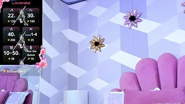 Snapshot of KylieMonnett chatting on 5, 2, 2025 KylieMonnett online show from 5, 2, 2025