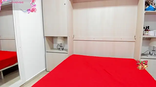 EmilyyStuart online show from 29, 1, 2025