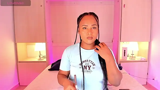 EmilyyStuart online show from 16, 2, 2025