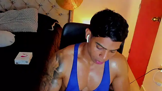 Snapshot of Andrew_wolf7 chatting on 27, 11, 2025 Andrew wolf7 online show from 27, 11, 2025