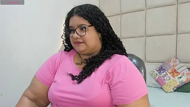 Miley Collins online show from 3, 11, 2025